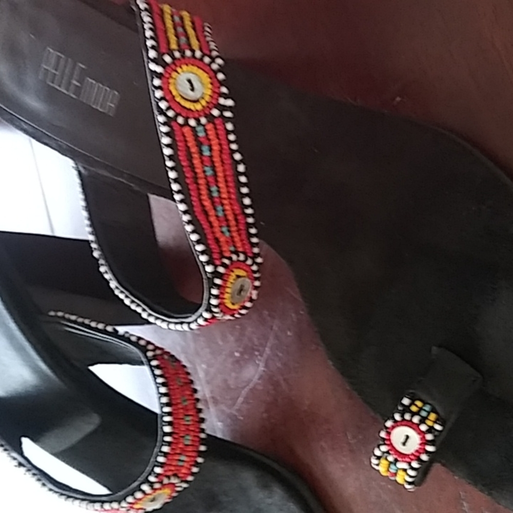 Shoes - Picture 2 of 3